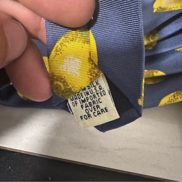 GAP Blue and Yellow Lemon Pattern Tie - Picture 3 of 3